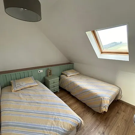 De La Vallée Appartement Neuville-Ferrieres